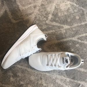 New Balance 247 sneakers